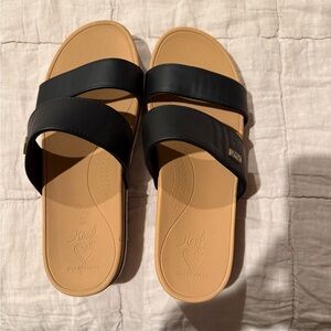 Reef Cushion platform sandal